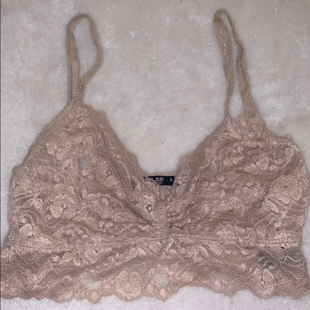 Hanger 221- Nude Lace Full Coverage Bralette